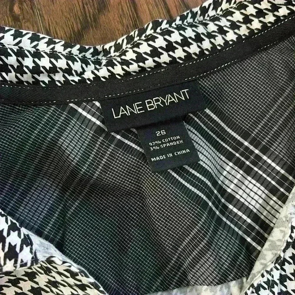 Lane Bryant Houndstooth button down shirt - Picture 2 of 3